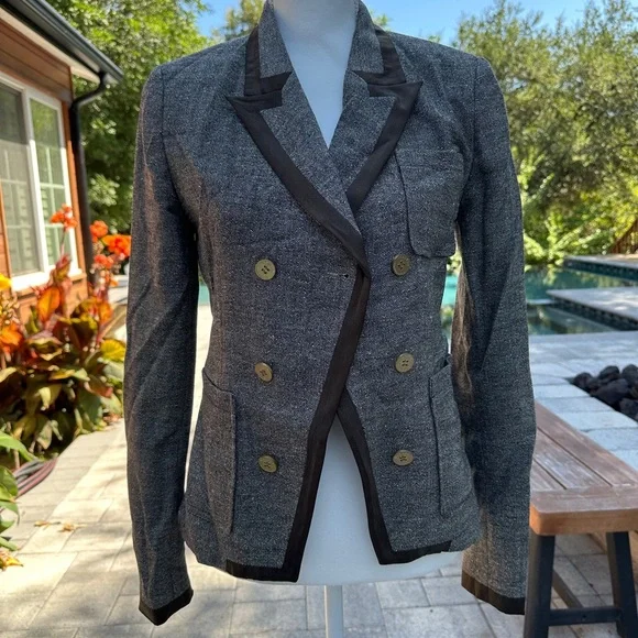 Elegant Brown Double-Breasted Women's Blazer - Picture 1 of 3